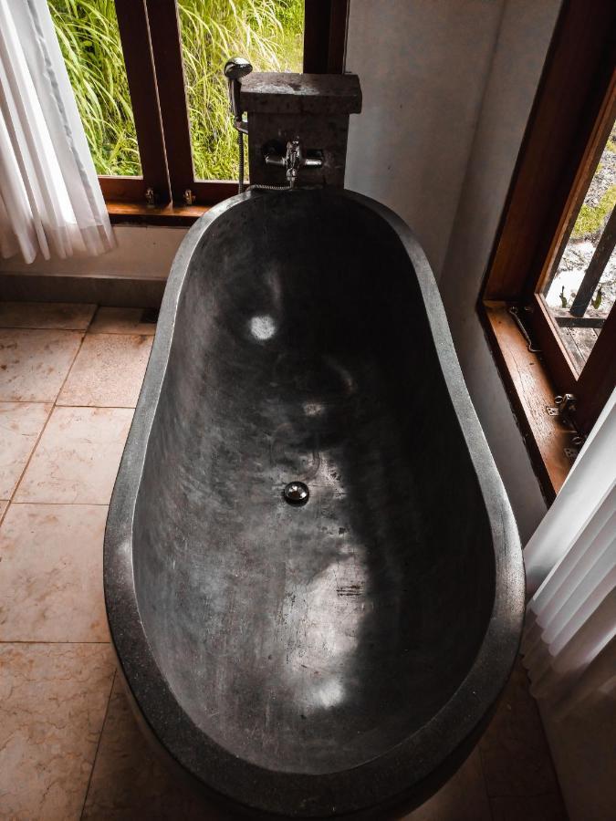 Вилла Tirta Sari Tampaksiring Экстерьер фото